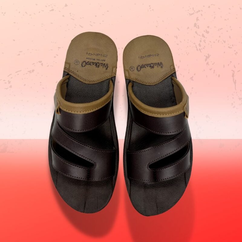 Walkaroo Men's comfortable brown sandal - Image 3