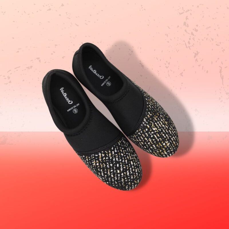 Walkaroo Ladies fashionable Black belly Shoes - Image 3