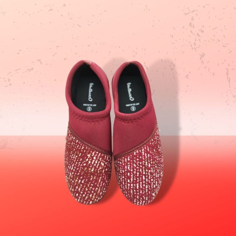 Walkaroo Ladies fashionable Maroon belly Shoes - Image 3