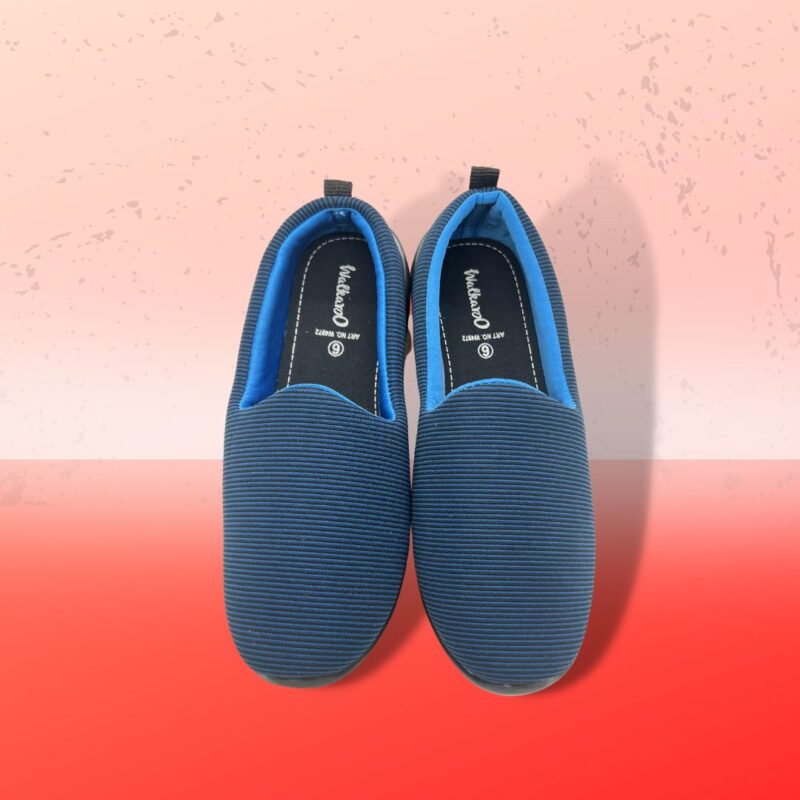 Walkaroo ladies Stylish and Comfort Blue belly Shoes - Image 3