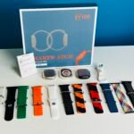 Y100 Couple Smartwatch With 11 Straps