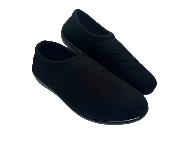 Walkaroo Black Ladies Belly Shoes for comfortable walk - Image 2