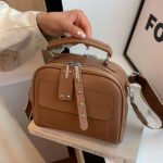 High end ladies' handbag multi-layer large capacity commuting bag(Brown) - Image 3