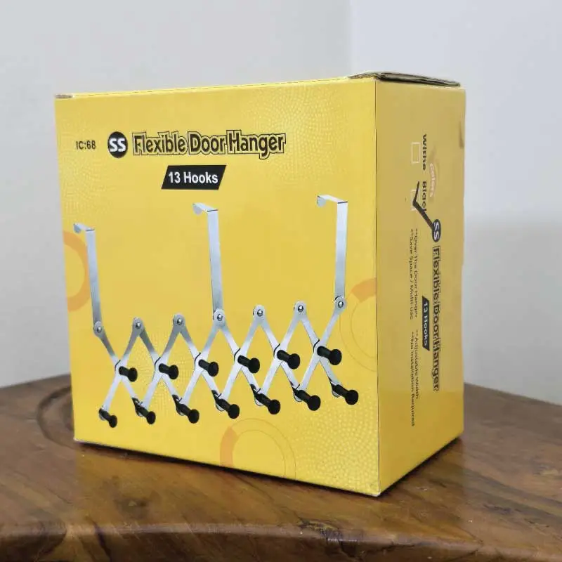 1347555_ss-flexible-door-hanger