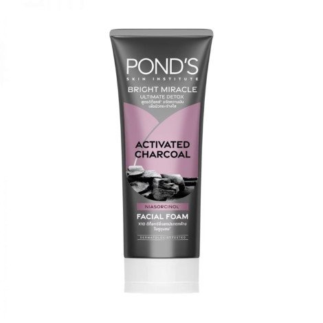 Pond's Bright Miracle Ultimate Detox Activated Charcoal Facial Foam 90g - Image 1
